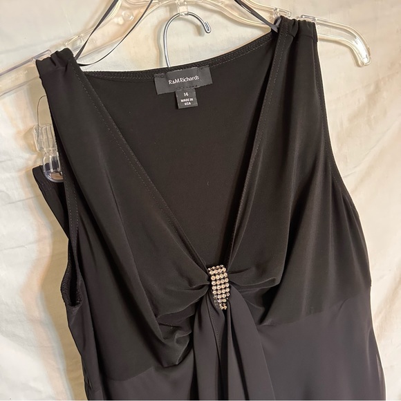 R&M Richards 2-Piece Set - Picture 5 of 16